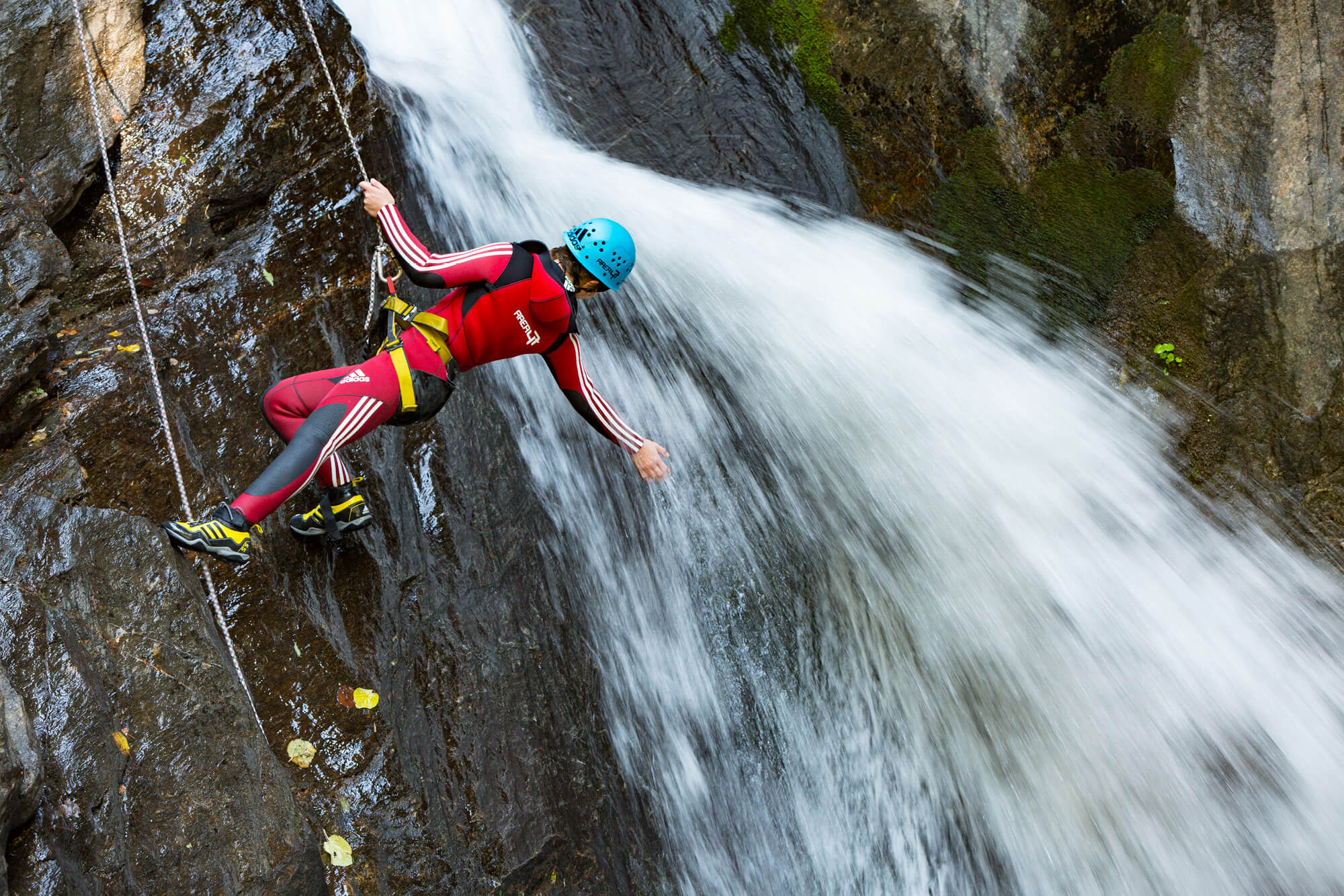 Canyoning-adventureclub-outdoor-activities